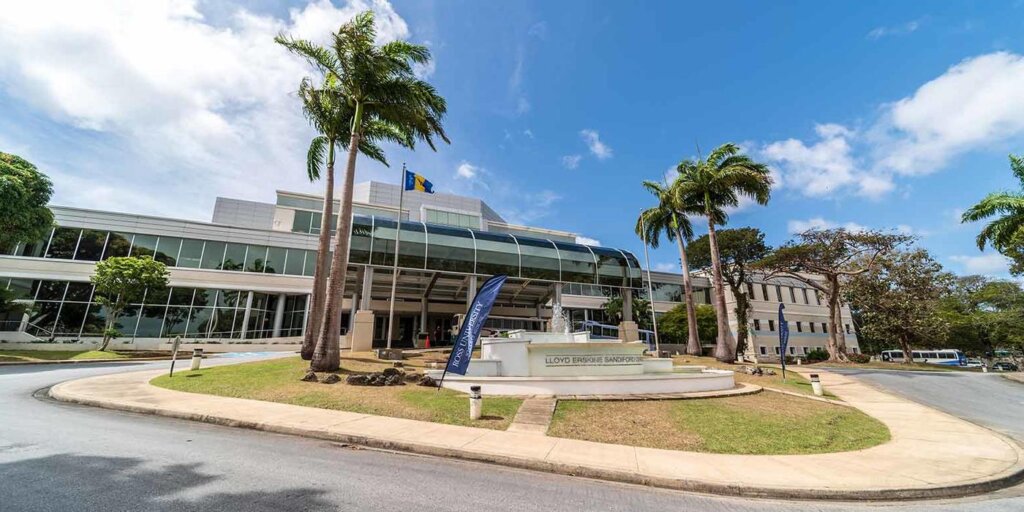 Ross University in the Caribbean building