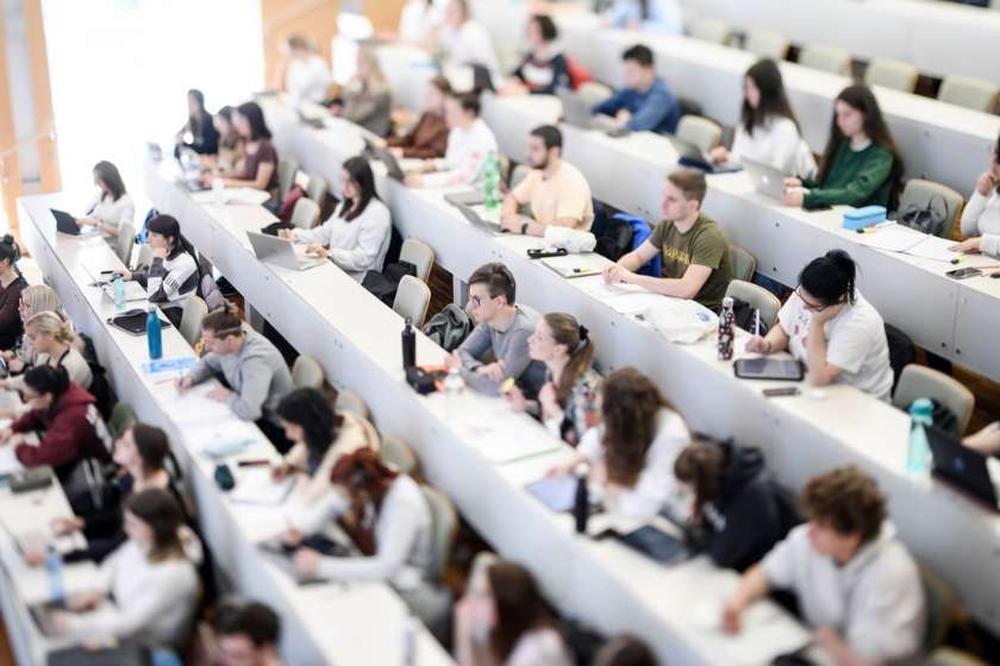 Università Cattolica del Sacro Cuore Bolzano Campus Lecture Room